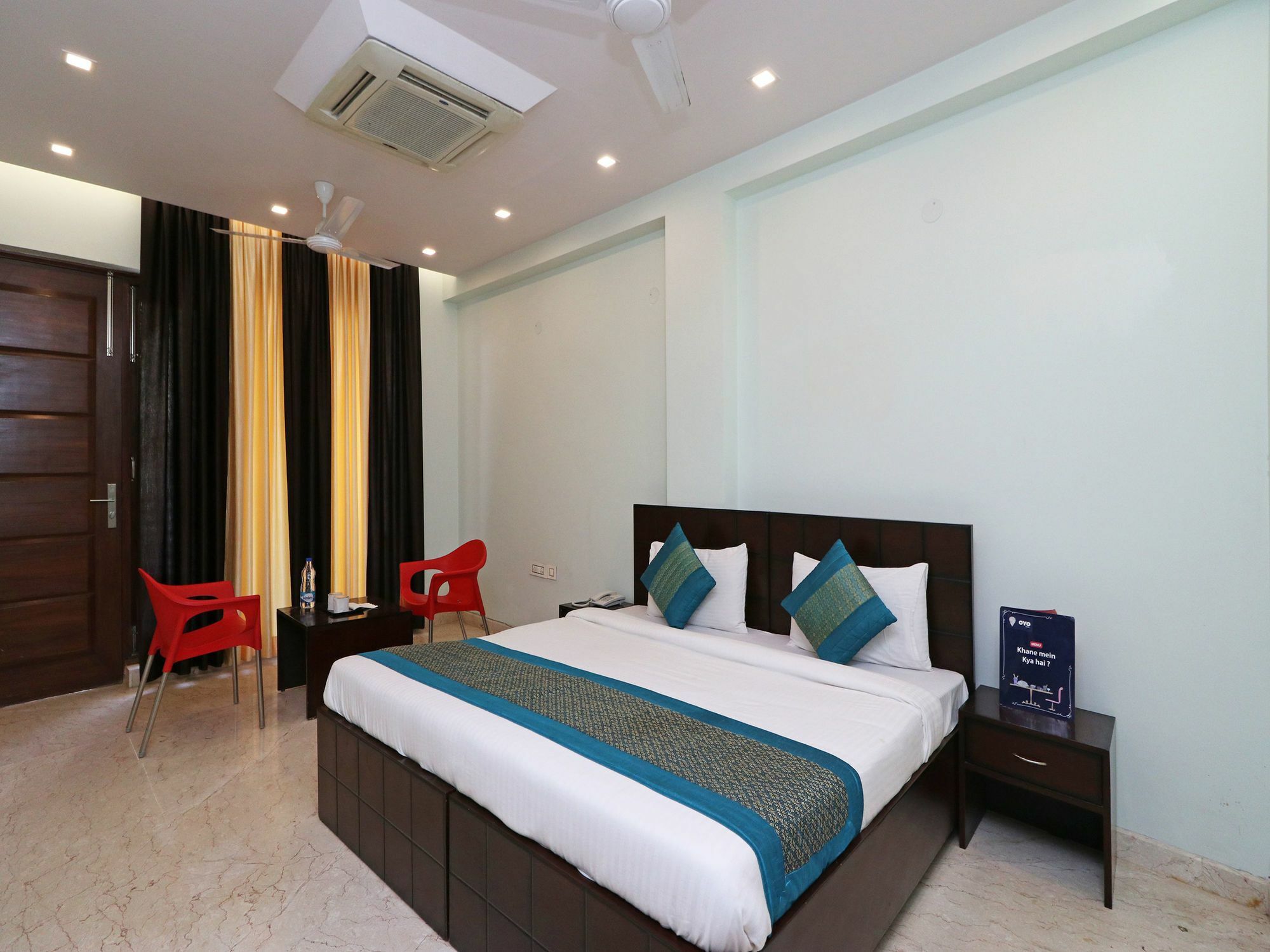 Oyo 9664 Sector 48 Hotel Gurgaon Ngoại thất bức ảnh